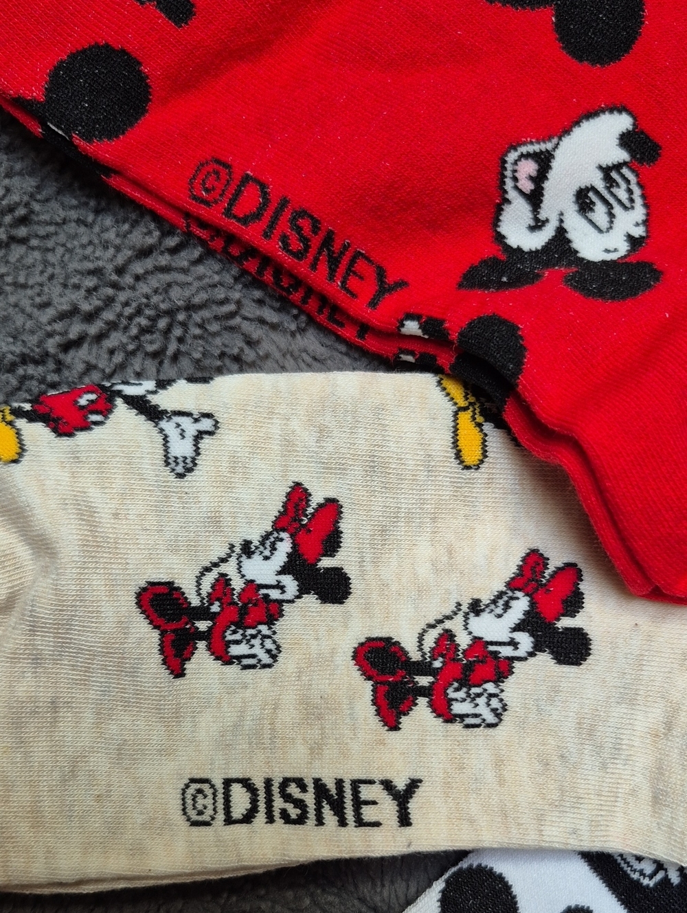 Disney Mickey Mouse 3-Pack Quarter Crew Socks, New With Tags - Picture 9 of 11